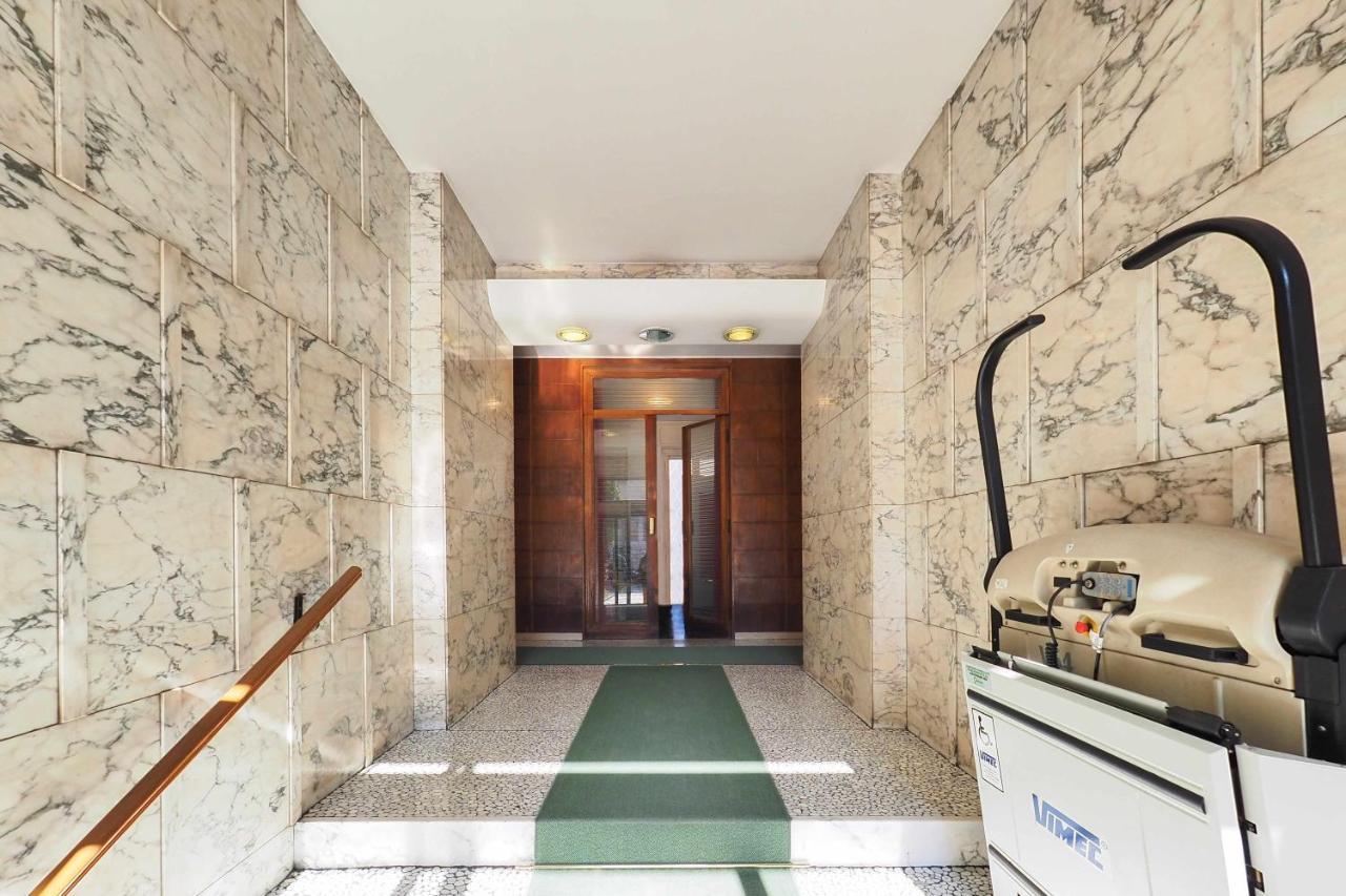 MBA24 Charming Suite close to metro Fiera Citylife Milano Esterno foto