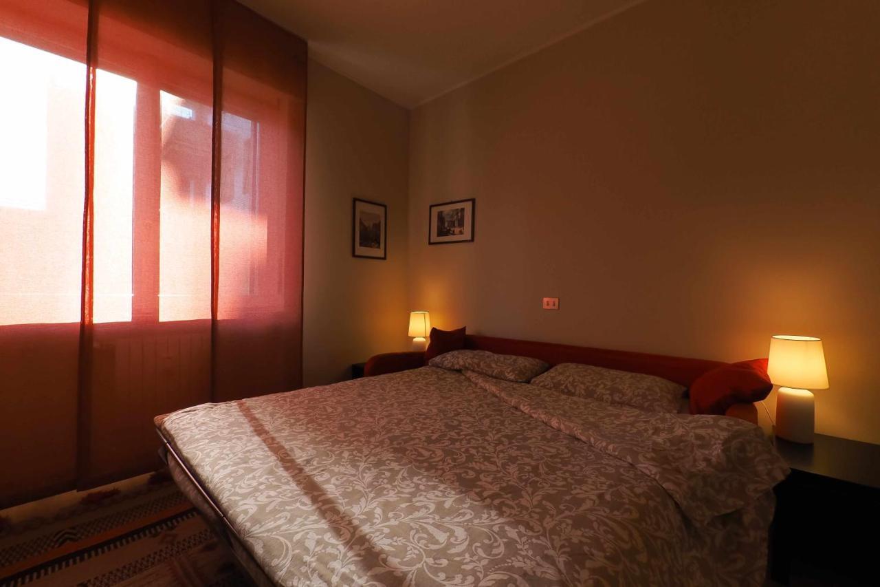 MBA24 Charming Suite close to metro Fiera Citylife Milano Esterno foto